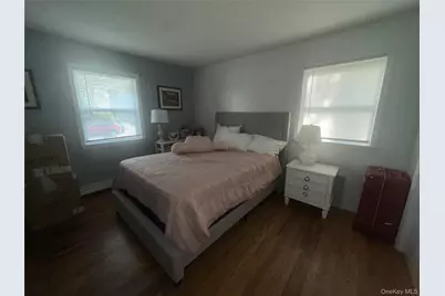 90 Coles Street, Glen Cove, NY 11542 - Photo 5