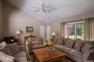 13 Van Scoys Path W, East Hampton, NY 11937 - Photo 3