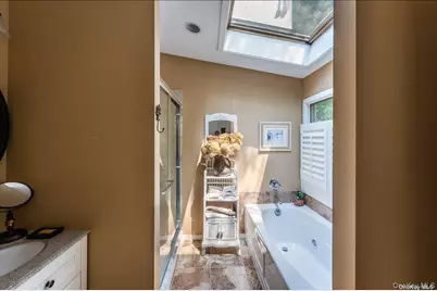 13 Van Scoys Path W, East Hampton, NY 11937 - Photo 9