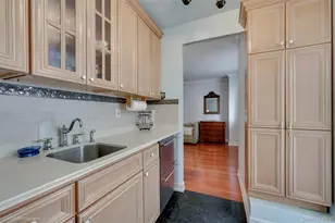 52-30 39th Dr, Woodside, NY 11377 - Photo 11