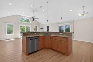 19 Buckingham Rd, Nanuet, NY 10954 - Photo 11