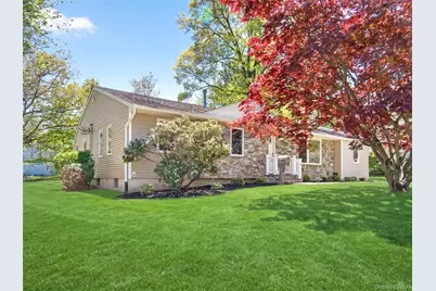 19 Buckingham Road, Nanuet, NY 10954 - Photo 1