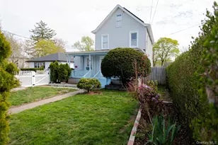 8 Brightside Ave, Central Islip, NY 11722 - Photo 3