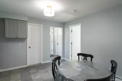 8 Brightside Avenue, Central Islip, NY 11722 - Photo 7
