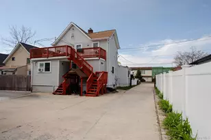8 Brightside Ave, Central Islip, NY 11722 - Photo 23