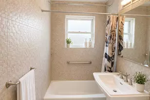 15052 Melbourne, Flushing, NY 11367 - Photo 9
