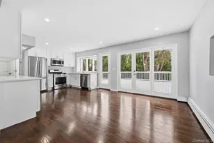 72 Seminole St, Selden, NY 11784 - Photo 11