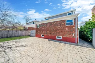 220-53 137th Rd, Springfield Gardens, NY 11413 - Photo 37