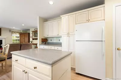 300 Rockwood Court, Yorktown Heights, NY 10598 - Photo 13