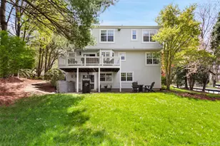 300 Rockwood Ct, Yorktown Heights, NY 10598 - Photo 33