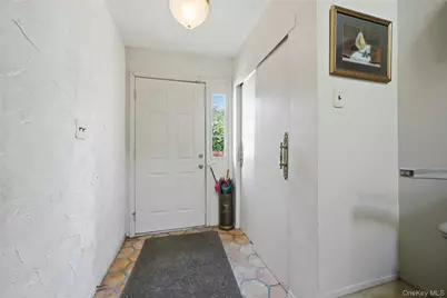 29 Jennings Lane, Woodbury, NY 11797 - Photo 3