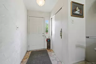 29 Jennings Ln, Woodbury, NY 11797 - Photo 3
