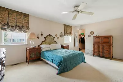 29 Jennings Lane, Woodbury, NY 11797 - Photo 21