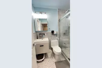 24814 Van Zandt Avenue, Little Neck, NY 11362 - Photo 23