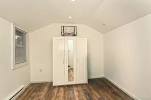 21 S Washington St, Port Washington, NY 11050 - Photo 19