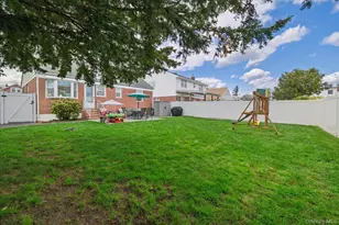 2915 Laurel Ave, Baldwin, NY 11510 - Photo 7