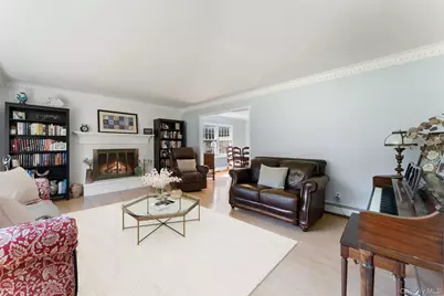14 Earlwood Drive, Poughkeepsie, NY 12603 - Photo 5