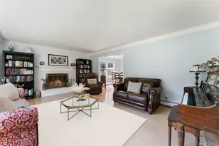 14 Earlwood Dr, Poughkeepsie, NY 12603 - Photo 5