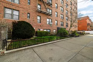 10-40 Neilson St, Far Rockaway, NY 11691 - Photo 21