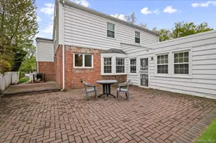 60 Broadway, Lawrence, NY 11559 - Photo 13
