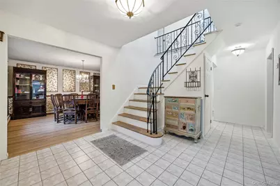 27 Millbury Lane, Setauket, NY 11720 - Photo 5
