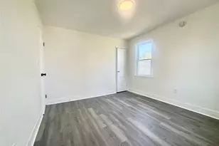 66 Kenmore Rd, Valley Stream, NY 11581 - Photo 9
