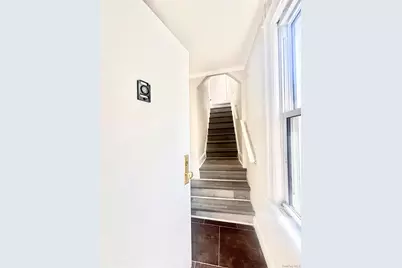 66 Kenmore Road, Valley Stream, NY 11581 - Photo 3