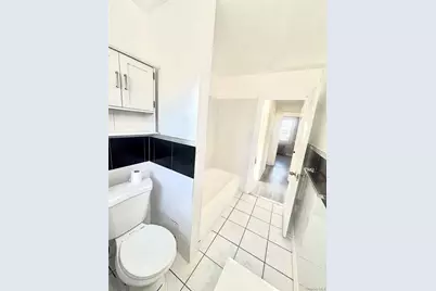 66 Kenmore Road, Valley Stream, NY 11581 - Photo 7