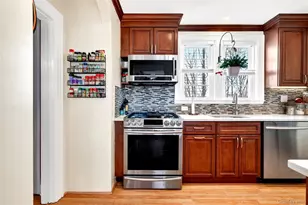 28 Spruce St, New Rochelle, NY 10805 - Photo 13