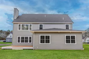 7 Jersey Ave, Miller Place, NY 11764 - Photo 5