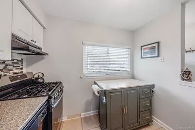 197 N Pointe Circle #197, Coram, NY 11727 - Photo 11