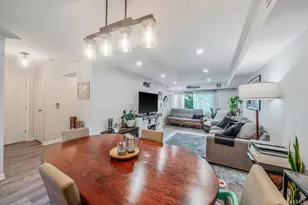 197 N Pointe Circle, Coram, NY 11727 - Photo 5