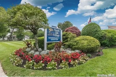 197 N Pointe Circle #197, Coram, NY 11727 - Photo 23
