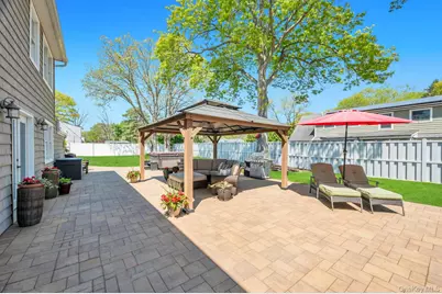 237 Oakland Avenue, Miller Place, NY 11764 - Photo 37