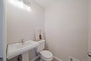 206 Dorado Ct N, Middle Island, NY 11953 - Photo 35