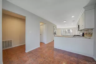 206 Dorado Ct N, Middle Island, NY 11953 - Photo 19