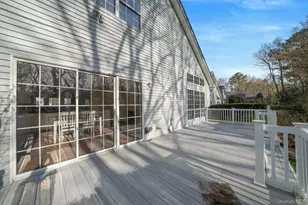 206 Dorado Ct N, Middle Island, NY 11953 - Photo 5
