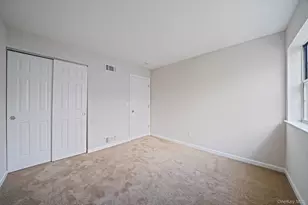 206 Dorado Ct N, Middle Island, NY 11953 - Photo 29