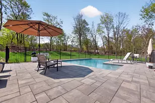 98 Greenbush Rd, Tappan, NY 10983 - Photo 3