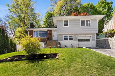 57 Homecrest Oval, Yonkers, NY 10703 - Photo 1