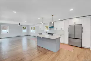 907 Pearl St, Bohemia, NY 11716 - Photo 11