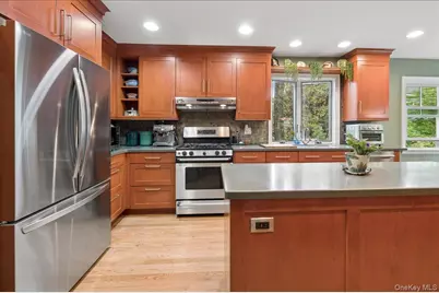 14 Kent Avenue, Hastings on Hudson, NY 10706 - Photo 13