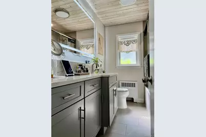 135 Woolsey Avenue, Glen Cove, NY 11542 - Photo 5