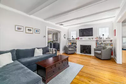 119 Nassau Avenue, Malverne, NY 11565 - Photo 5