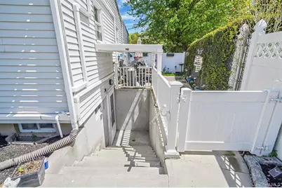 85 Applegate Drive, Central Islip, NY 11722 - Photo 21