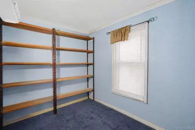 85 Applegate Drive, Central Islip, NY 11722 - Photo 15