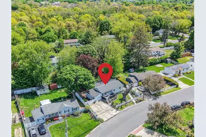 85 Applegate Drive, Central Islip, NY 11722 - Photo 29