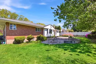 27 Whittier Dr, Searingtown, NY 11507 - Photo 31