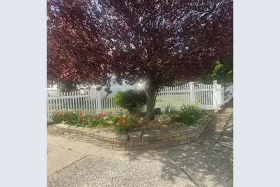 30 Montgomery Avenue #house, Oceanside, NY 11572 - Photo 3