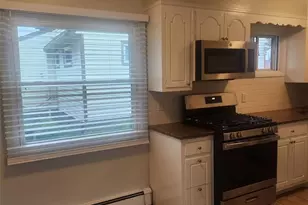 30 Montgomery Ave, Oceanside, NY 11572 - Photo 7
